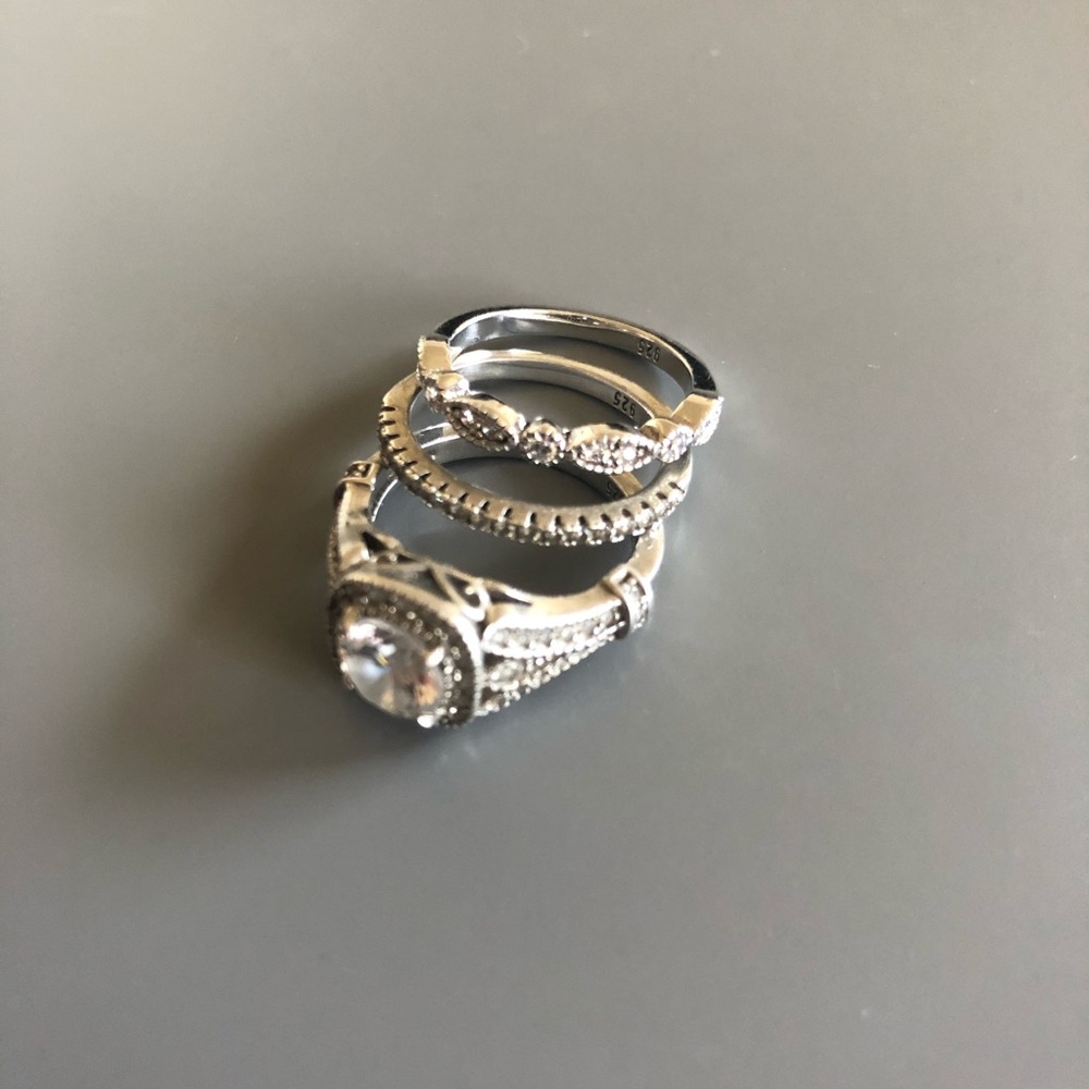 NWOT Three Piece Engagement Set - Picture 3 of 4